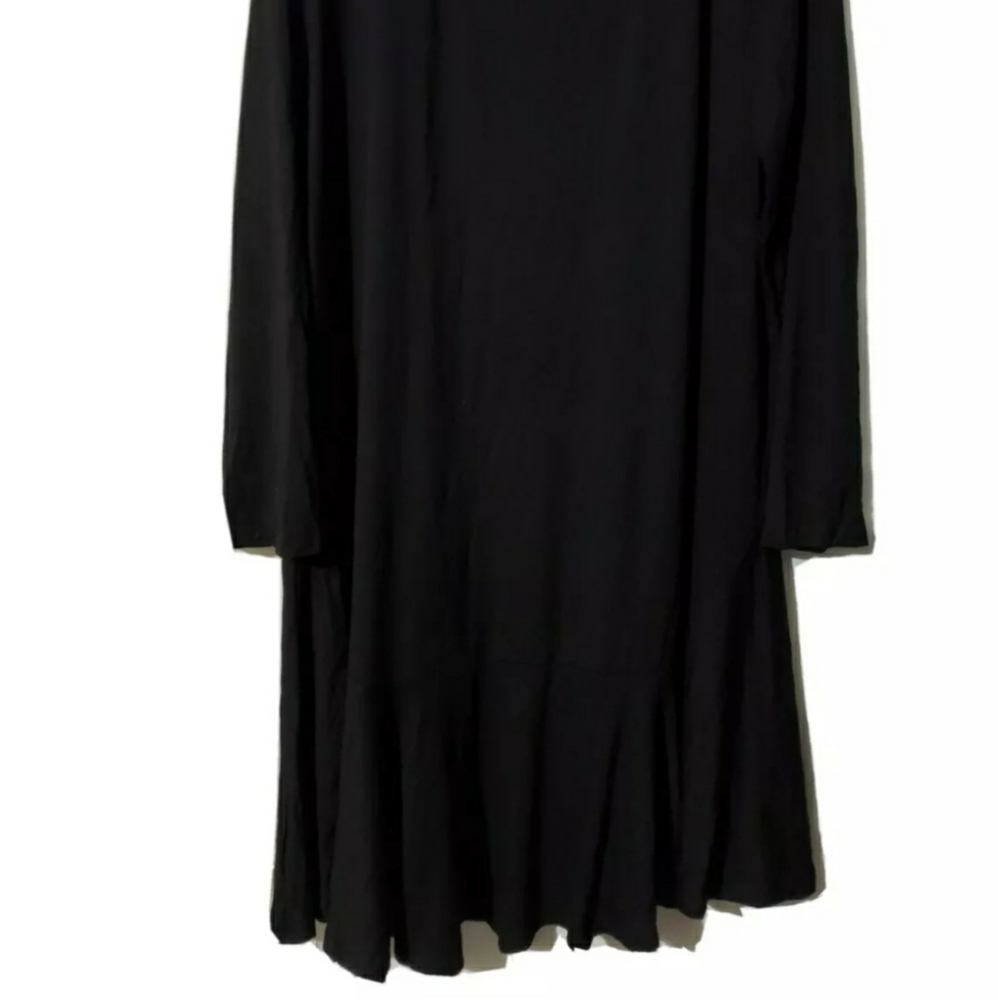 Black peplum dress plus size - Picture 2 of 2